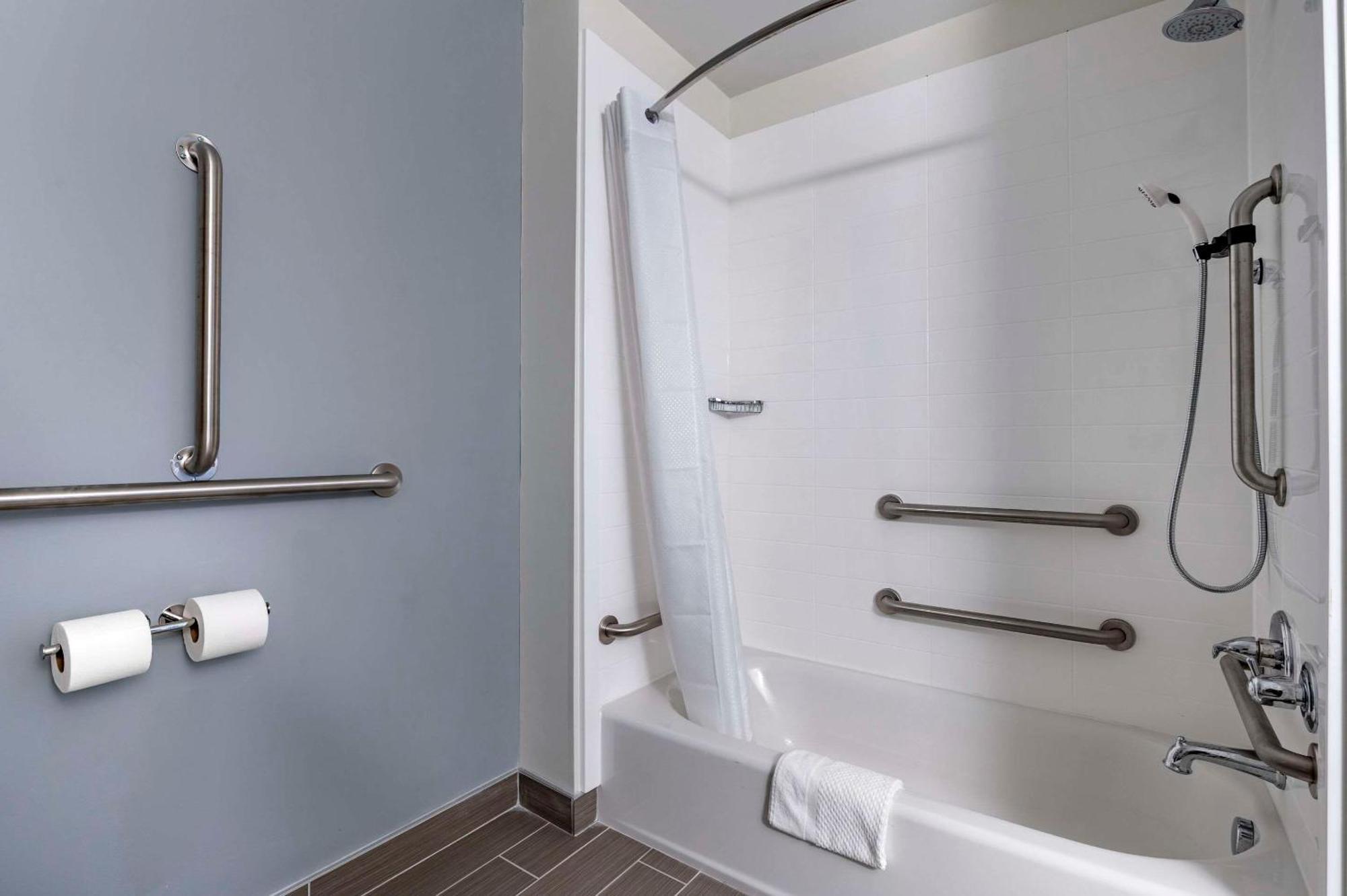Mainstay Suites Georgetown Lexington North Buitenkant foto