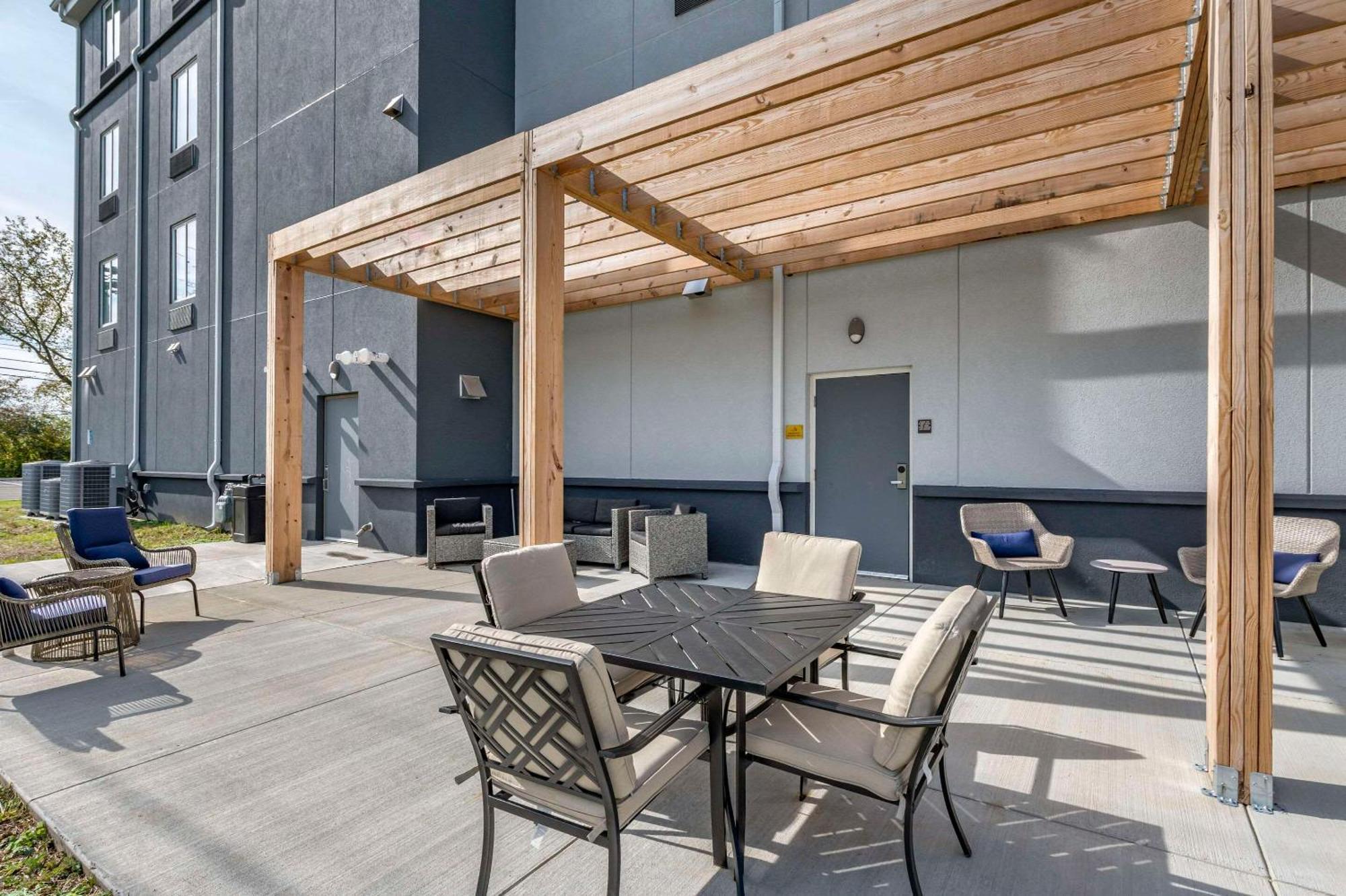 Mainstay Suites Georgetown Lexington North Buitenkant foto